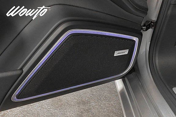 Vehicle Image 11