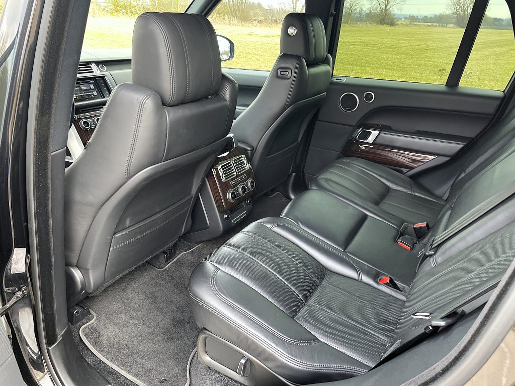 Vehicle Image 26