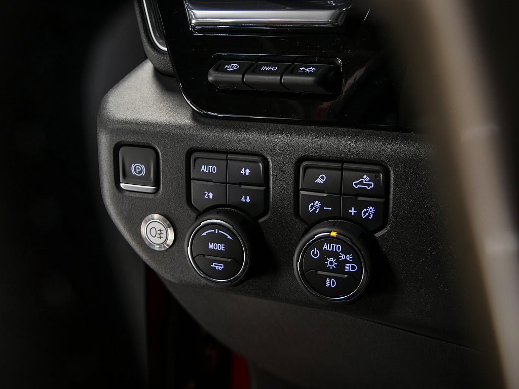 Vehicle Image 30