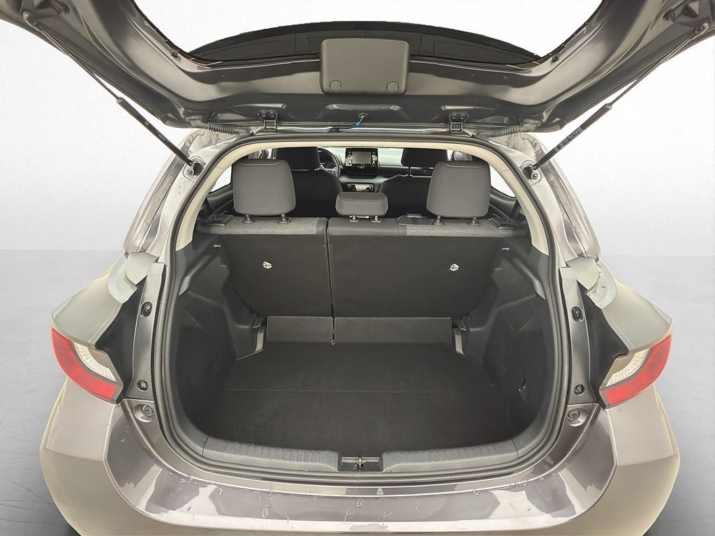 Vehicle Image 14