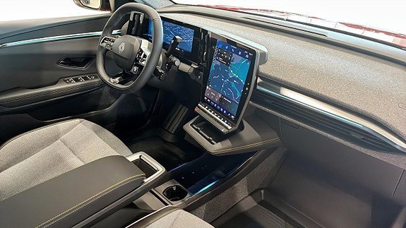 Vehicle Image 13
