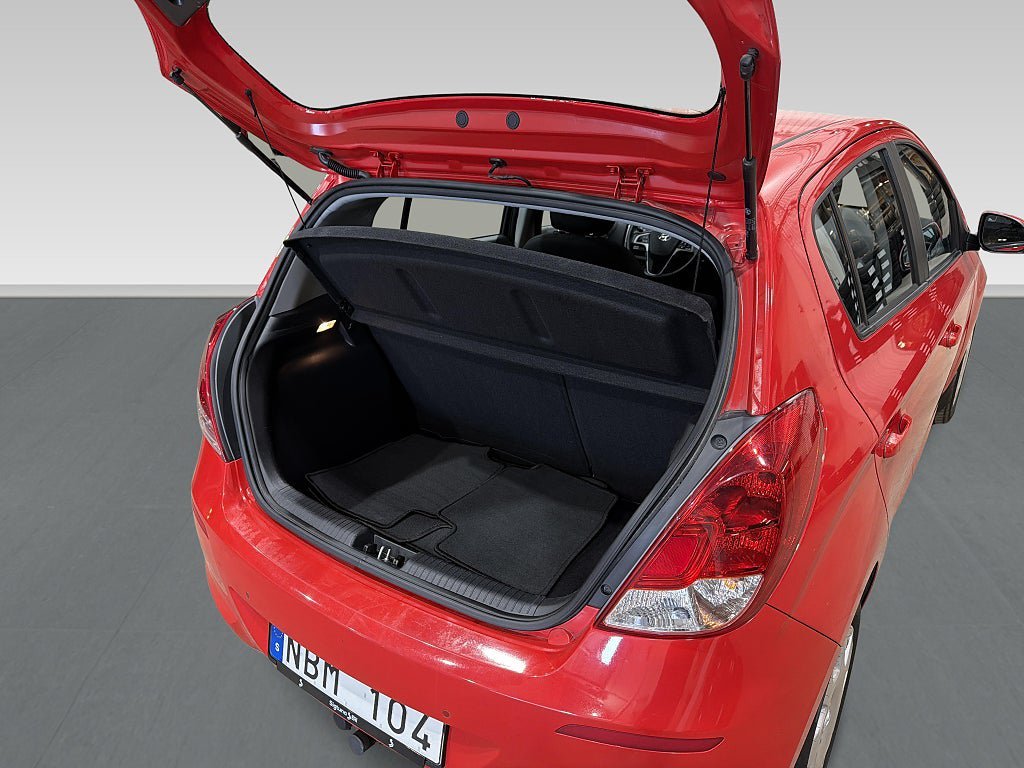 Vehicle Image 20
