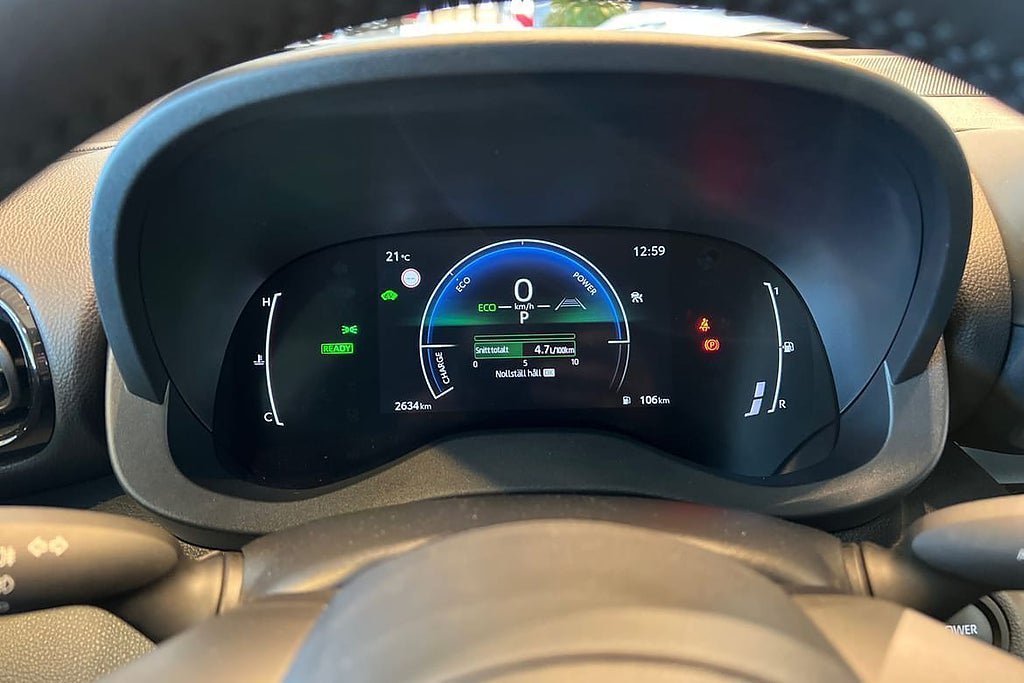 Vehicle Image 15