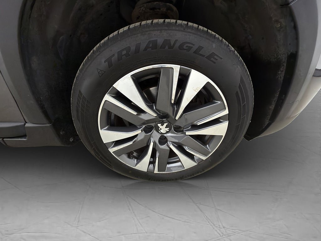 Vehicle Image 31