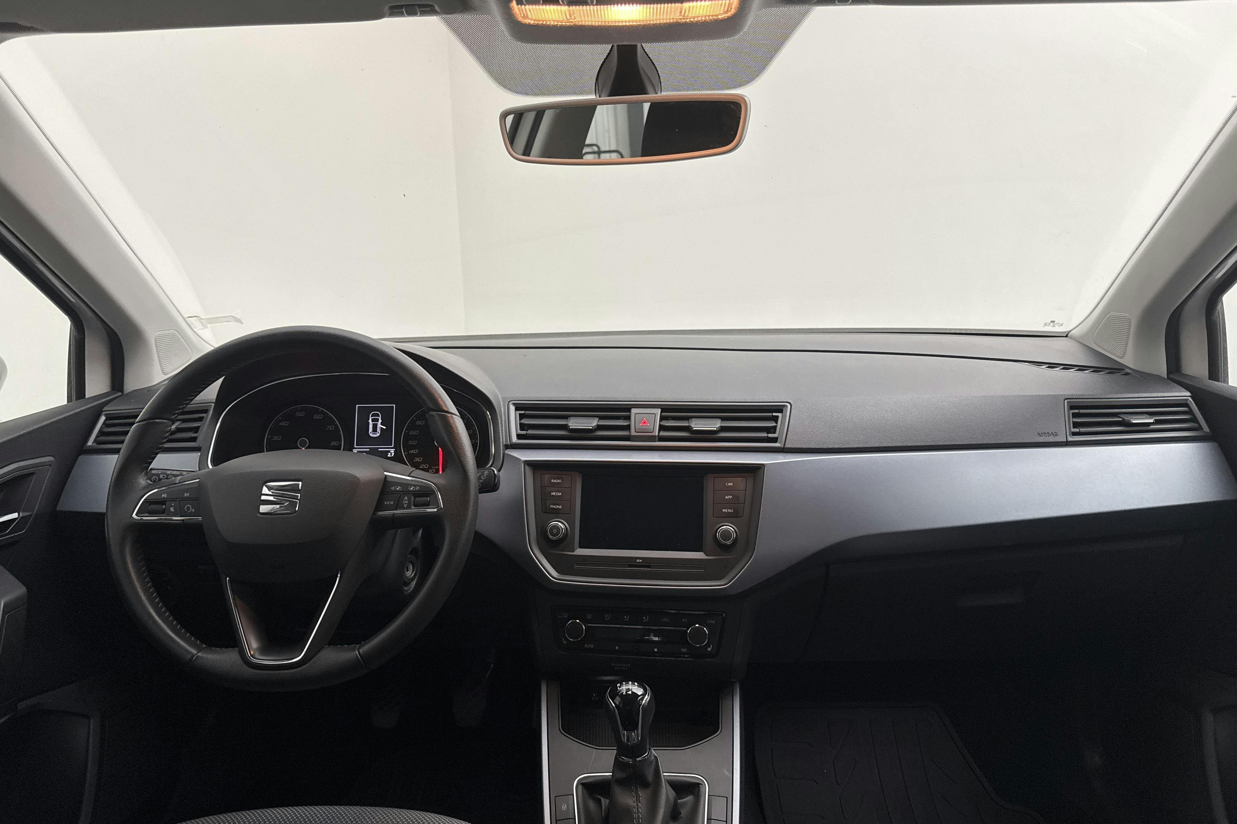 Vehicle Image 6
