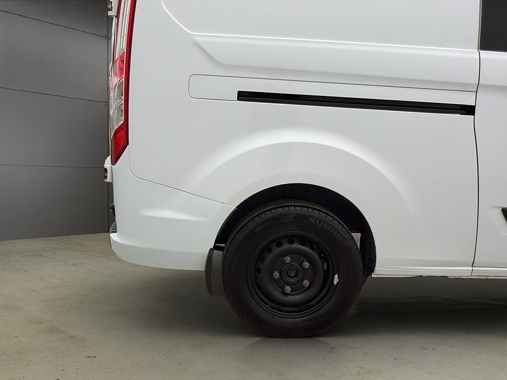Vehicle Image 33