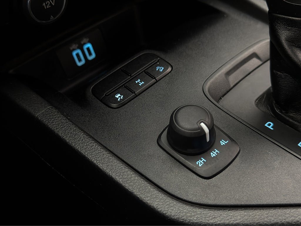 Vehicle Image 22