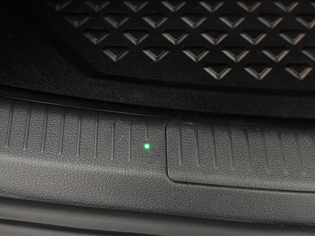 Vehicle Image 23