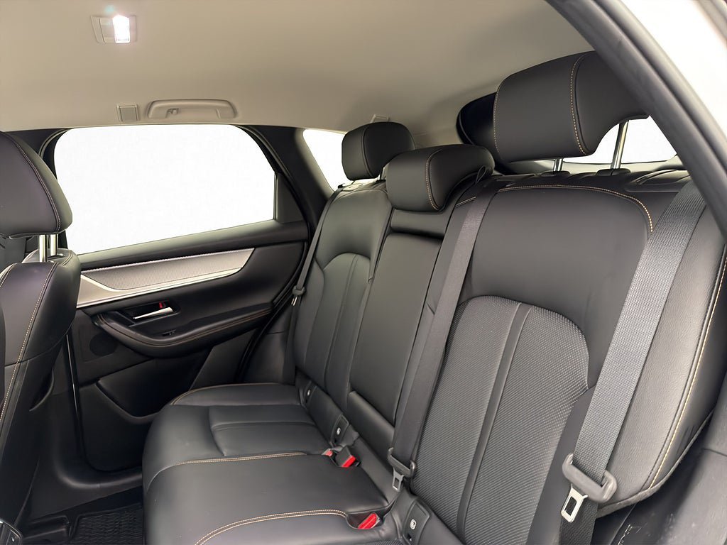 Vehicle Image 30