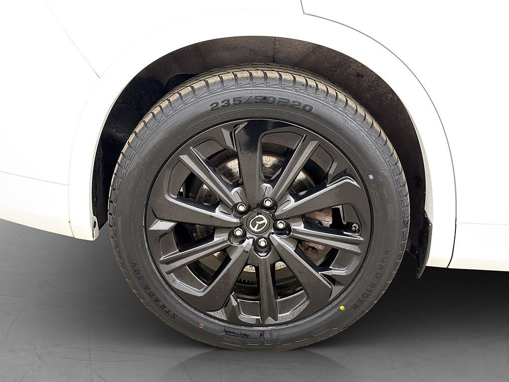 Vehicle Image 35