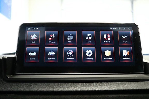 Vehicle Image 15
