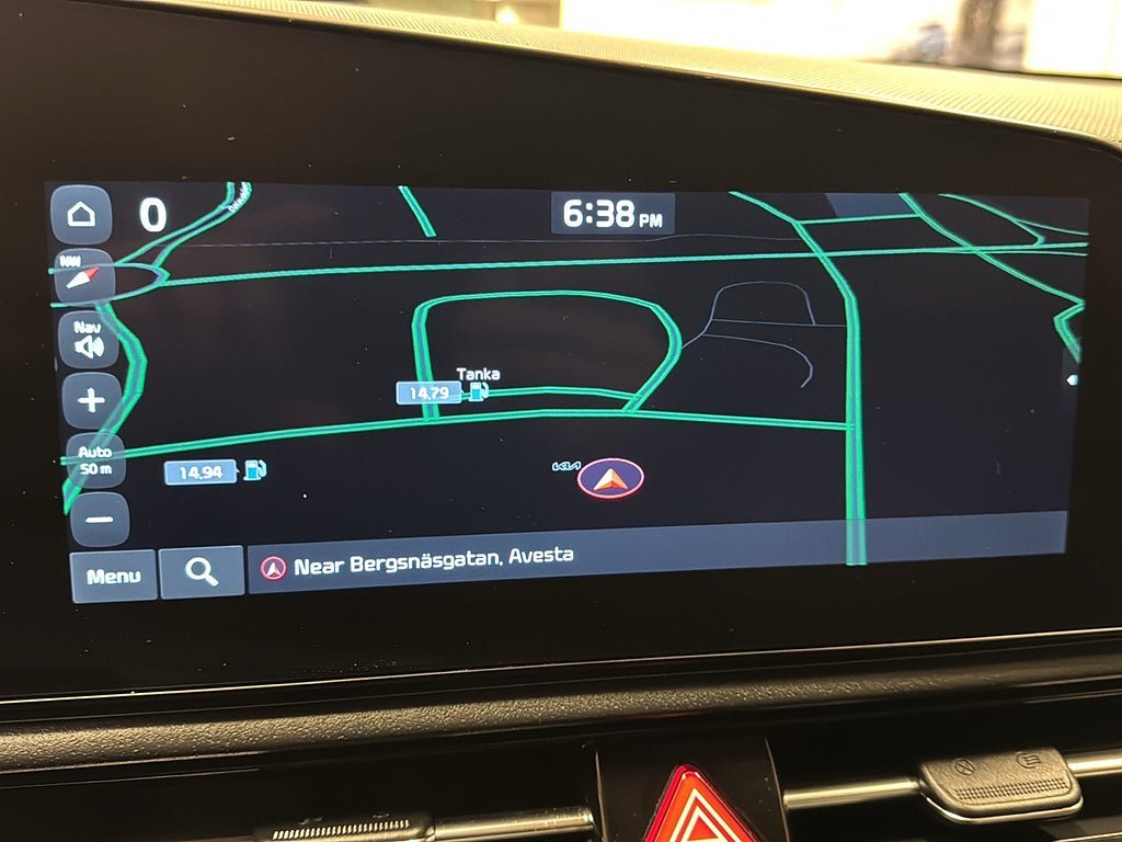 Vehicle Image 11