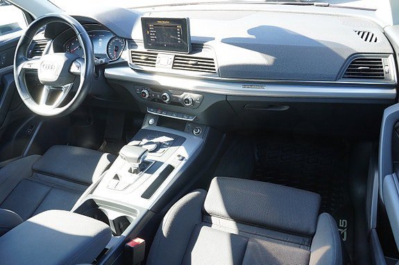 Vehicle Image 26