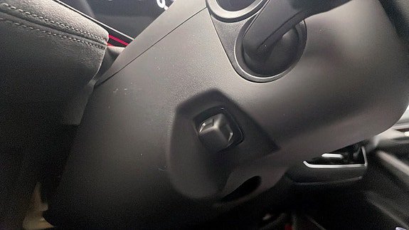 Vehicle Image 24