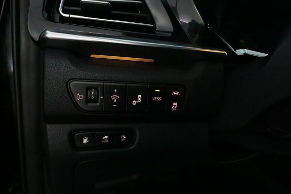 Vehicle Image 29