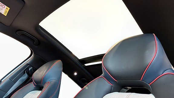 Vehicle Image 19