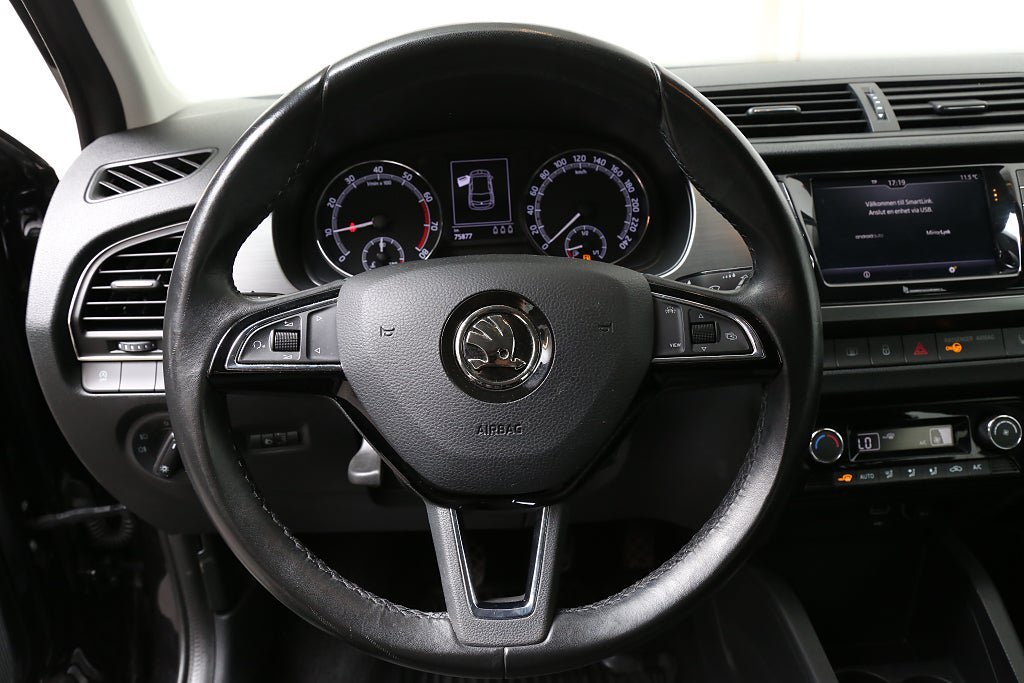Vehicle Image 15