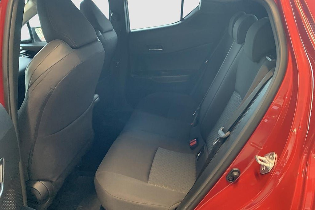 Vehicle Image 10