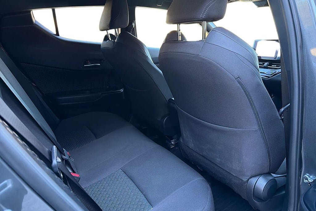 Vehicle Image 9