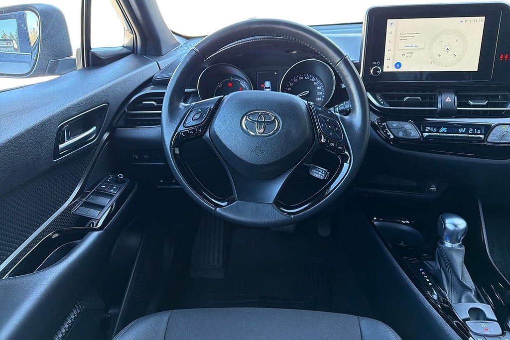 Vehicle Image 11