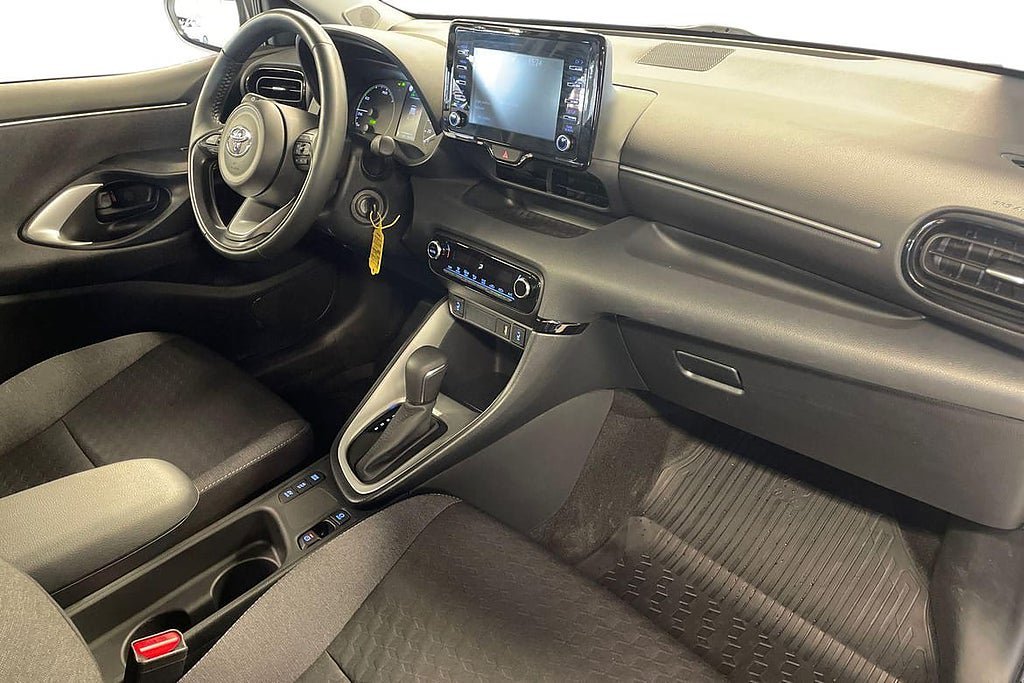 Vehicle Image 7