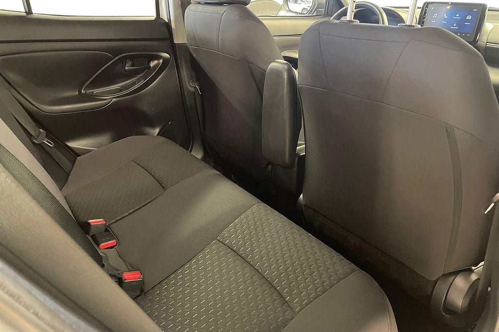 Vehicle Image 18