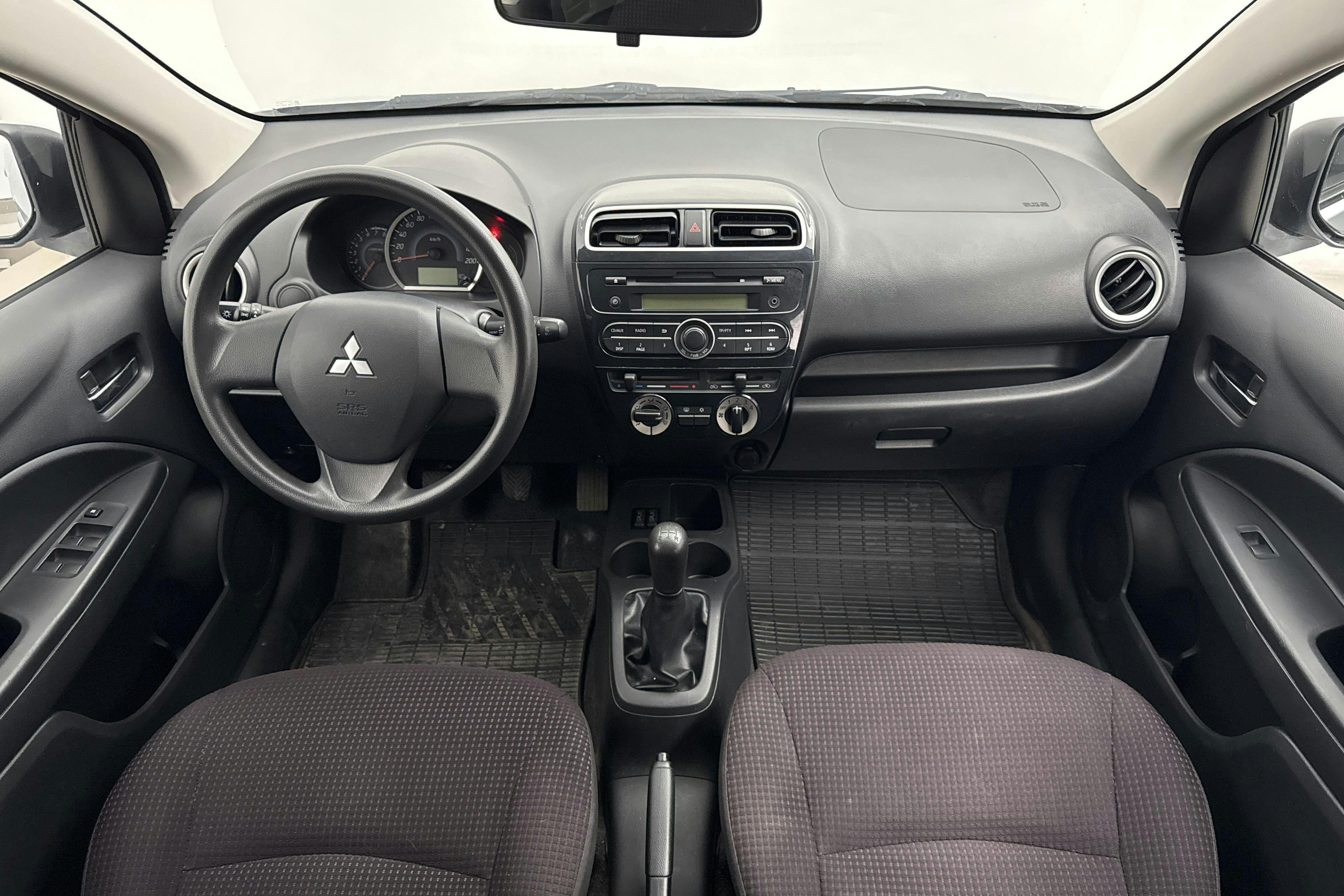 Vehicle Image 6