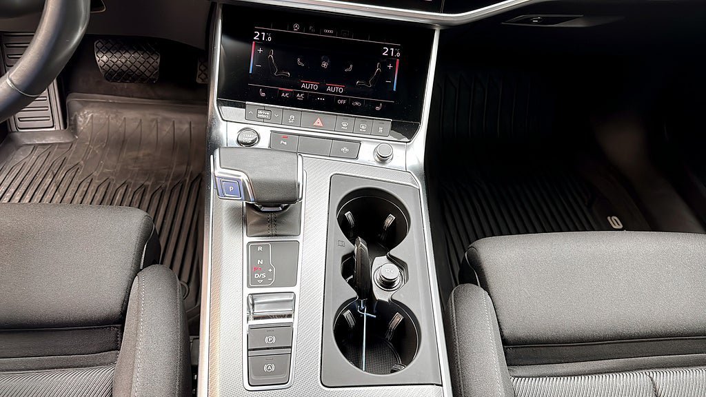 Vehicle Image 18