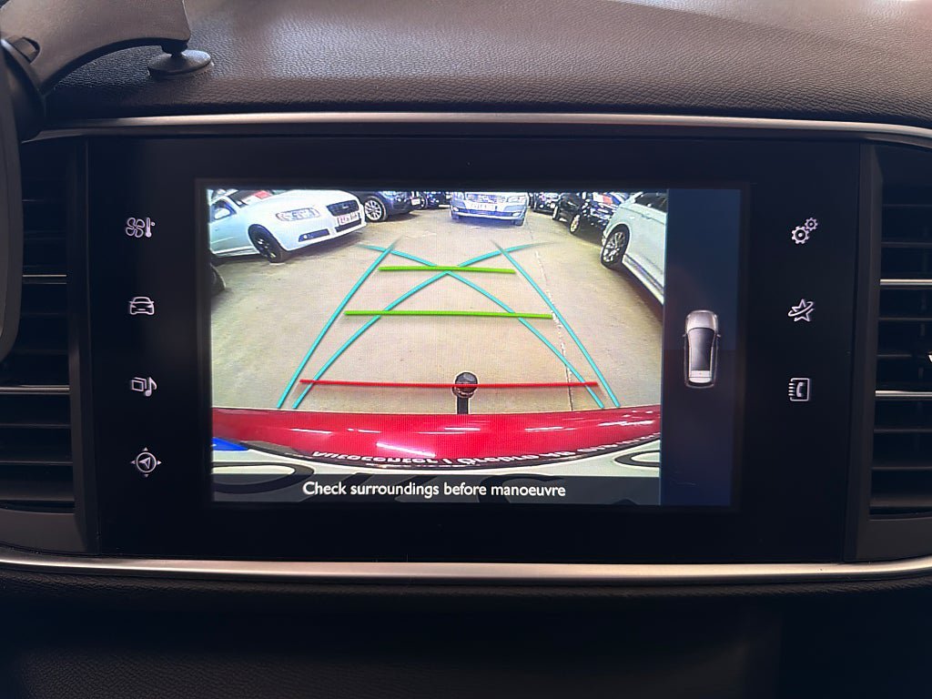 Vehicle Image 11