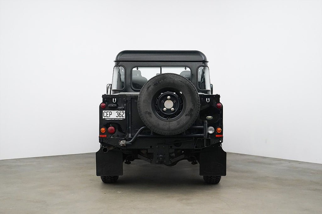 Vehicle Image 17
