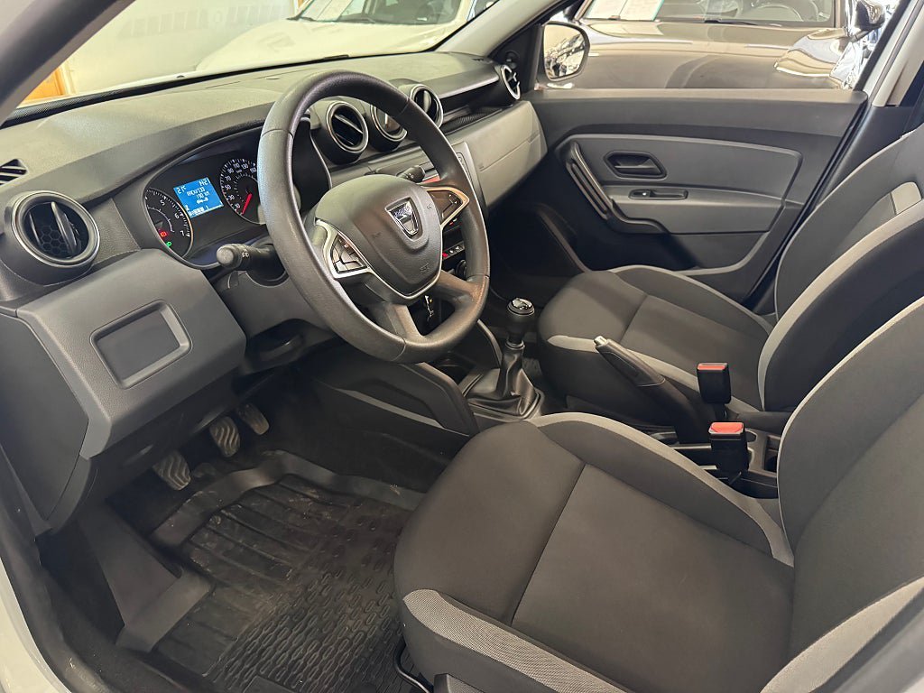 Vehicle Image 18