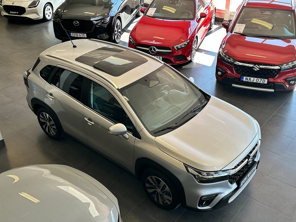 Vehicle Image 5