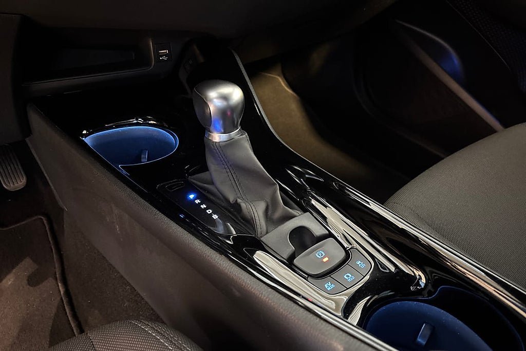 Vehicle Image 18