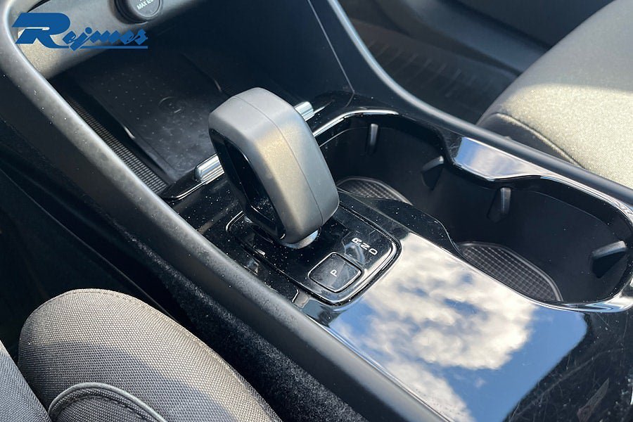 Vehicle Image 13
