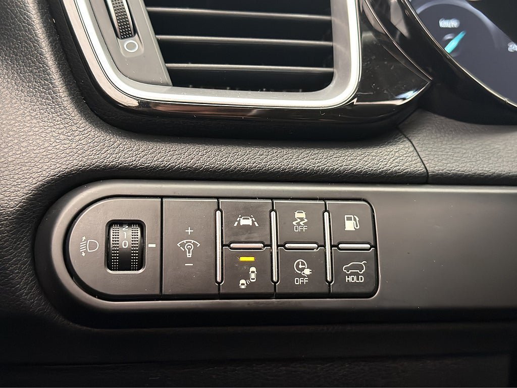Vehicle Image 26