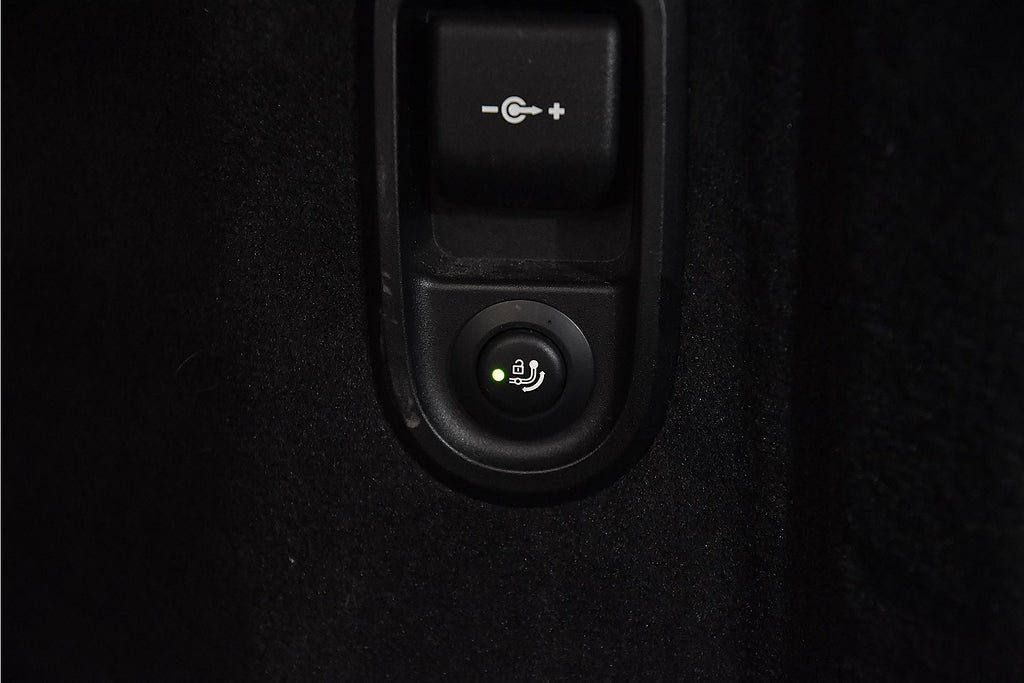 Vehicle Image 27