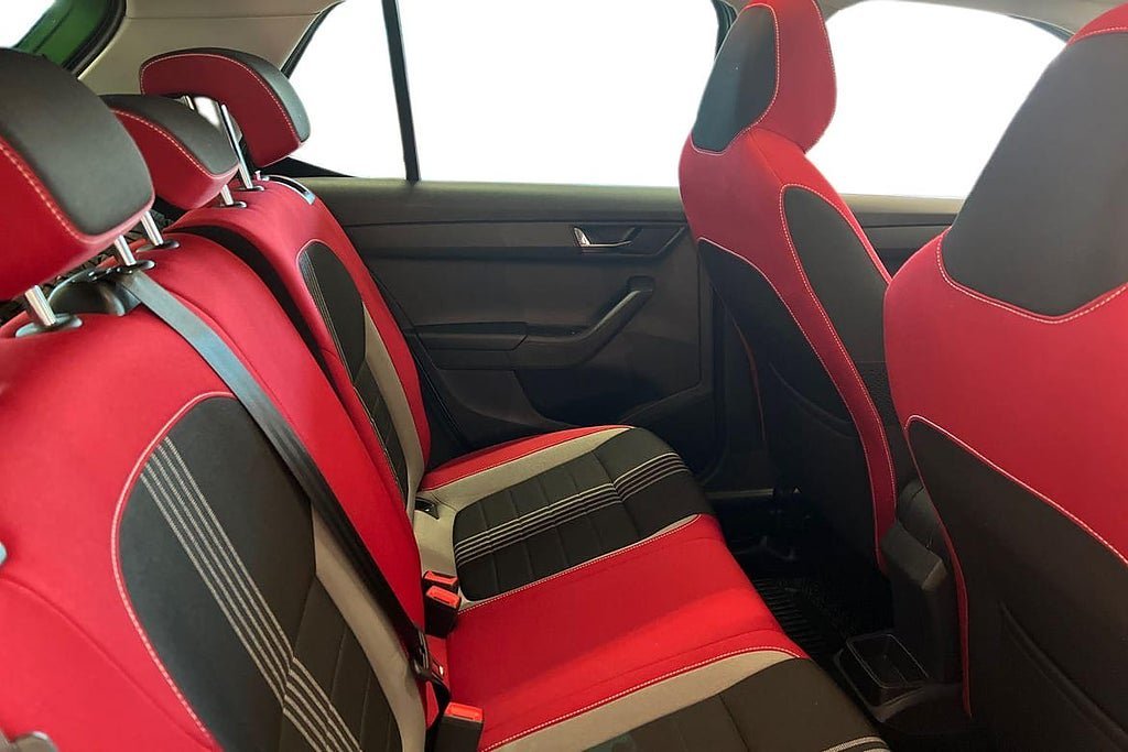 Vehicle Image 7