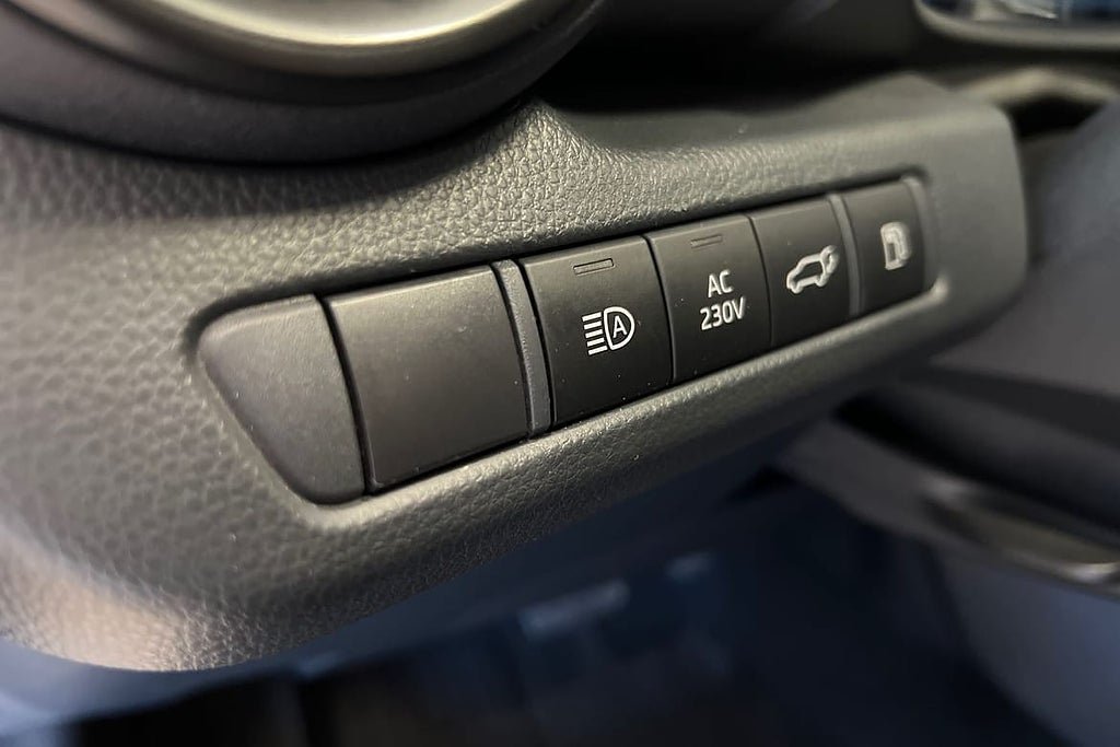 Vehicle Image 21