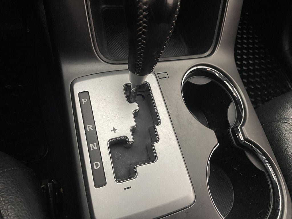 Vehicle Image 26