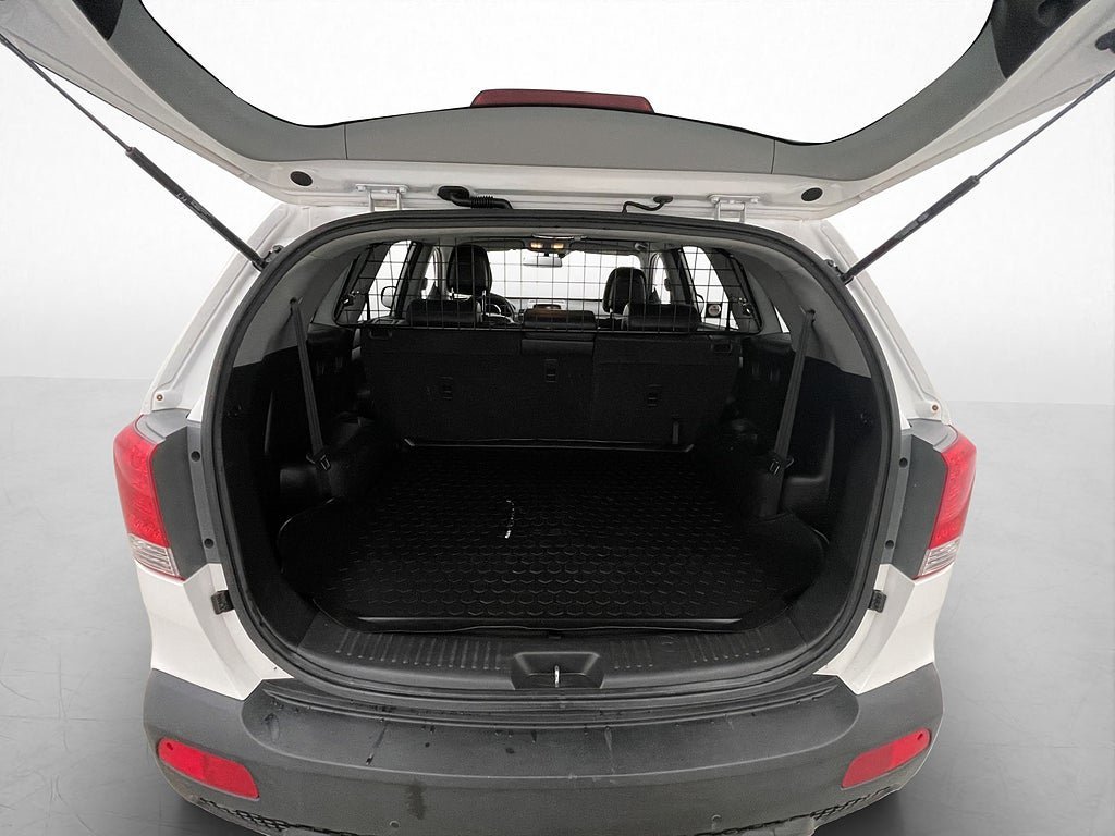 Vehicle Image 30