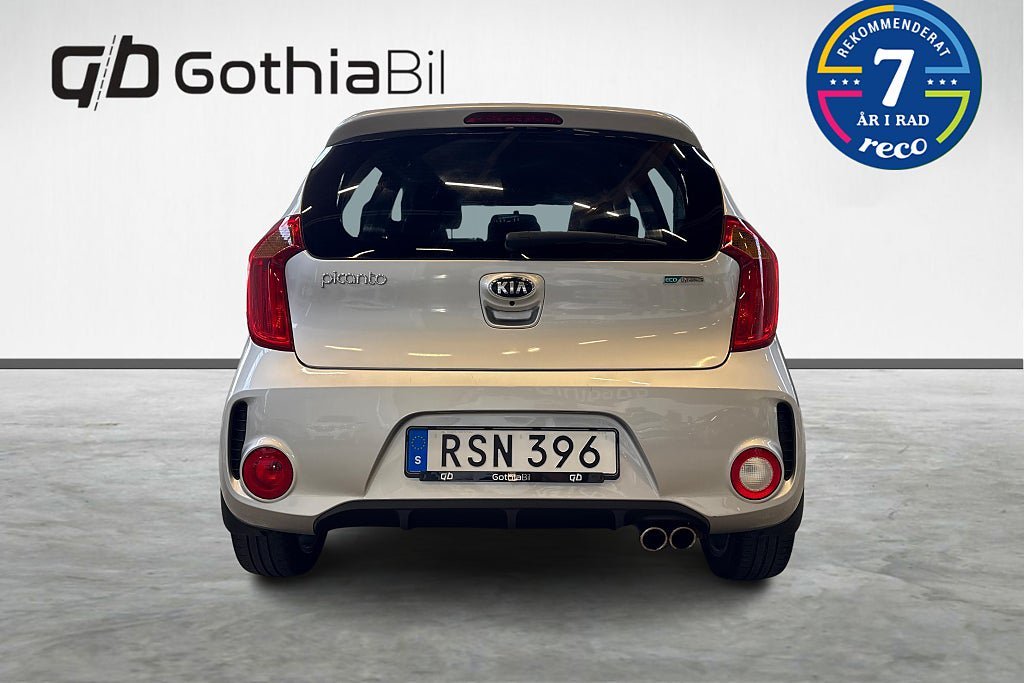 Vehicle Image 6