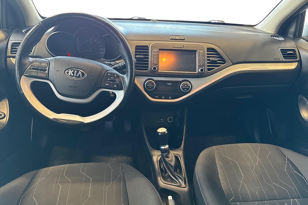 Vehicle Image 14
