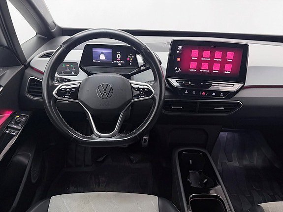 Vehicle Image 17