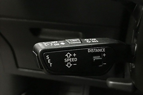 Vehicle Image 34