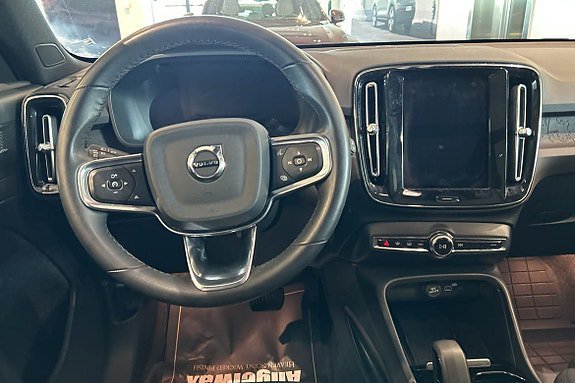 Vehicle Image 38