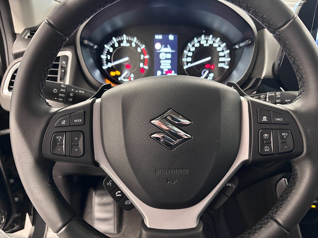 Vehicle Image 7