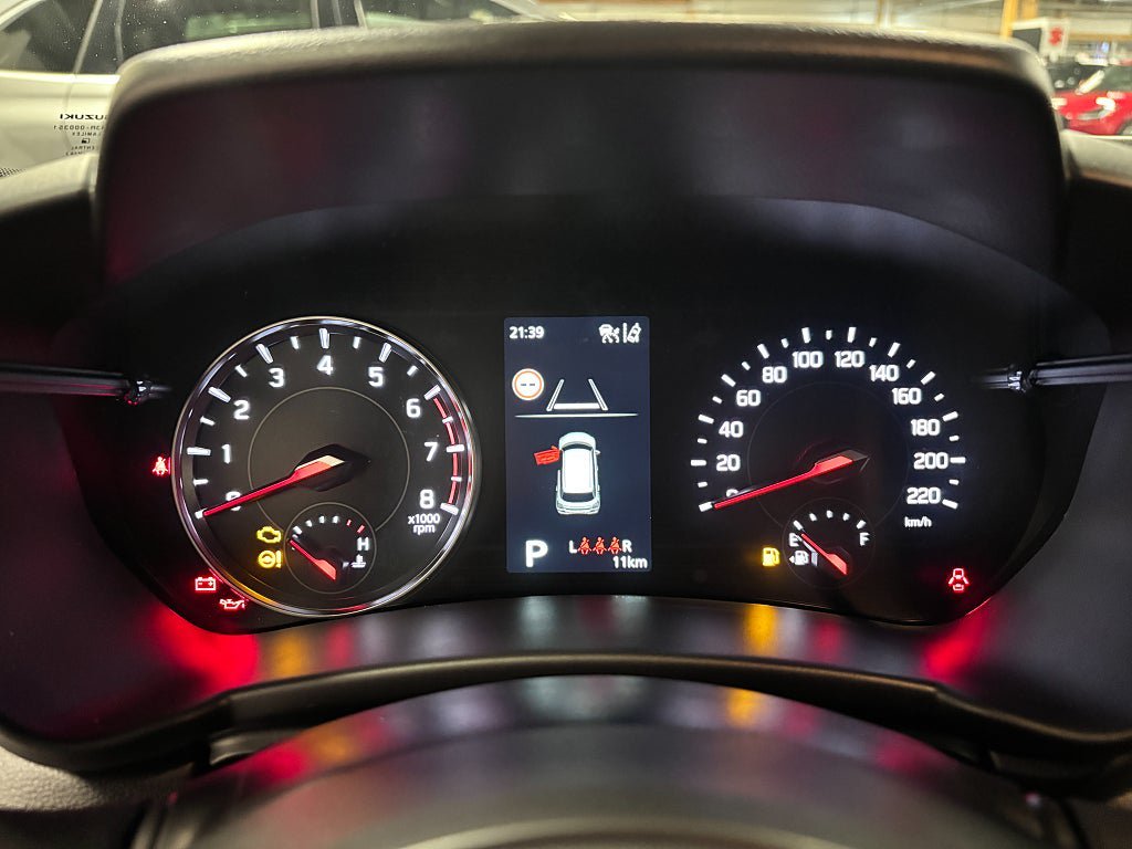 Vehicle Image 7