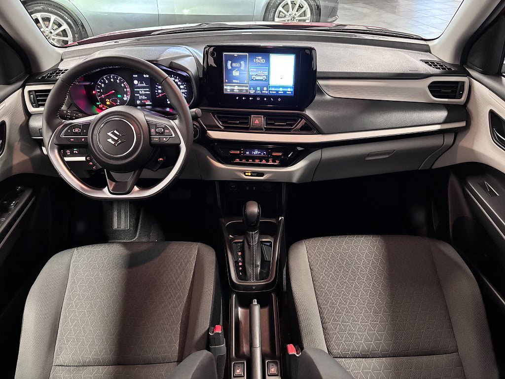 Vehicle Image 7