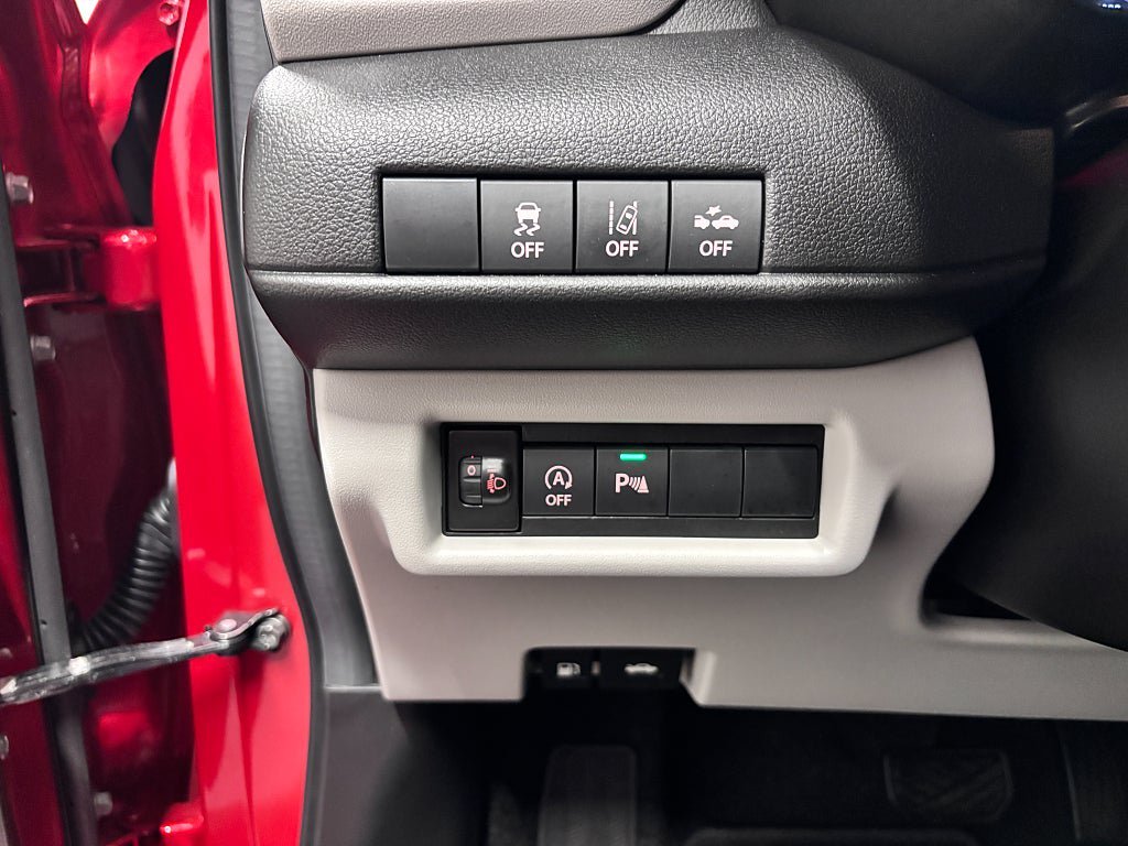 Vehicle Image 11