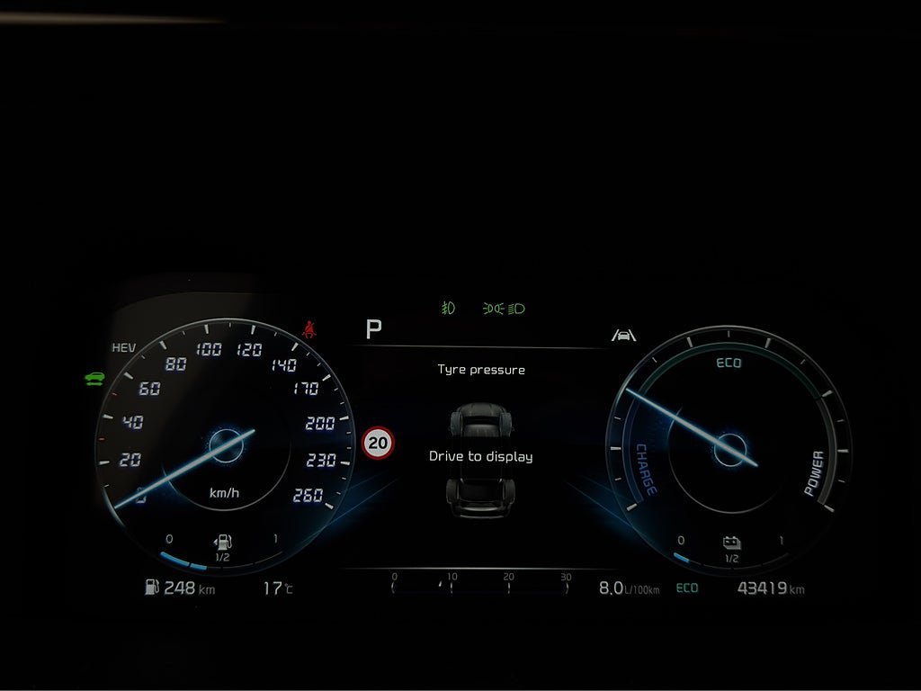 Vehicle Image 22